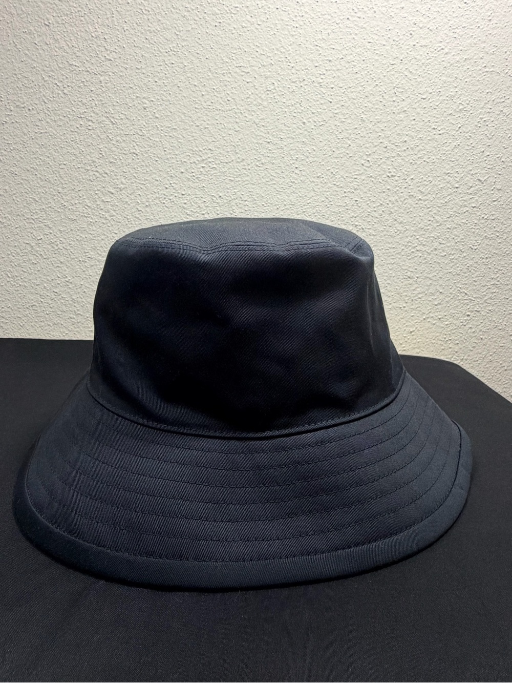 Gucci Cotton Bucket Hat - Picture 3 of 8